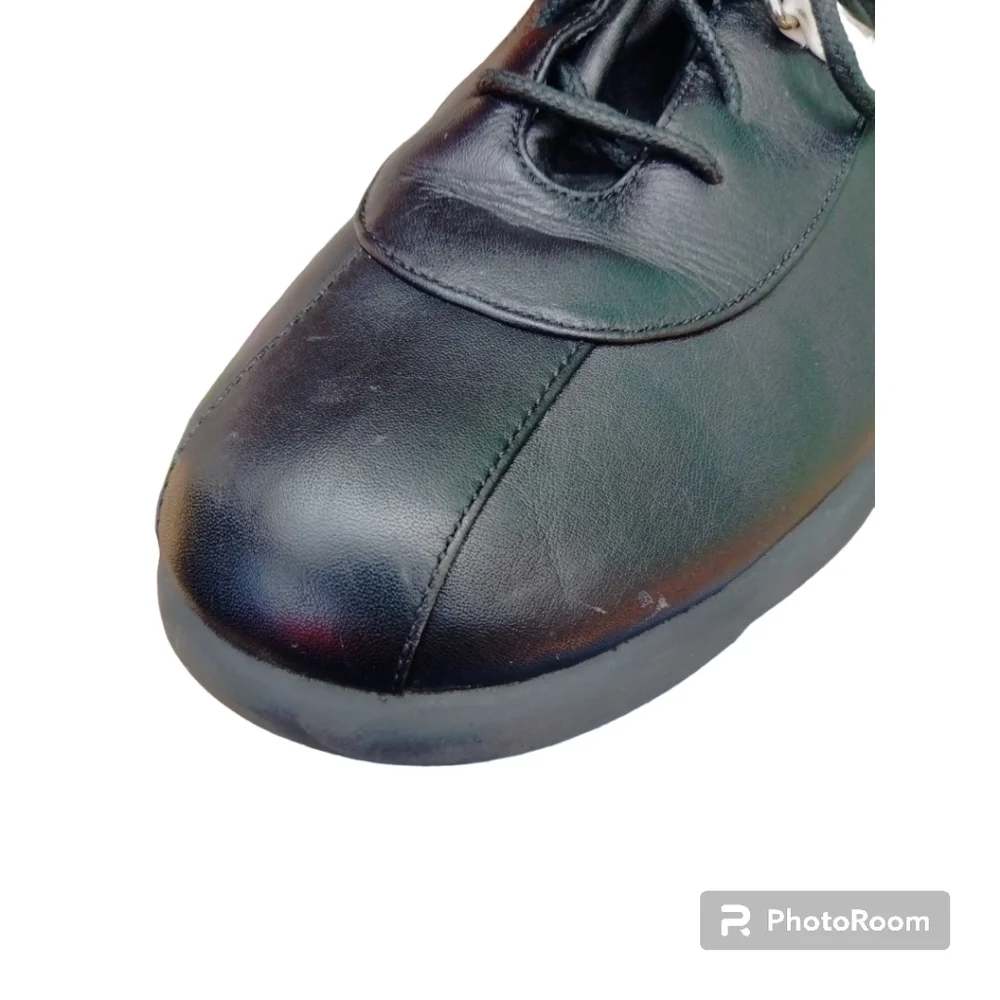Crossroad patent leather. Men's size 7
